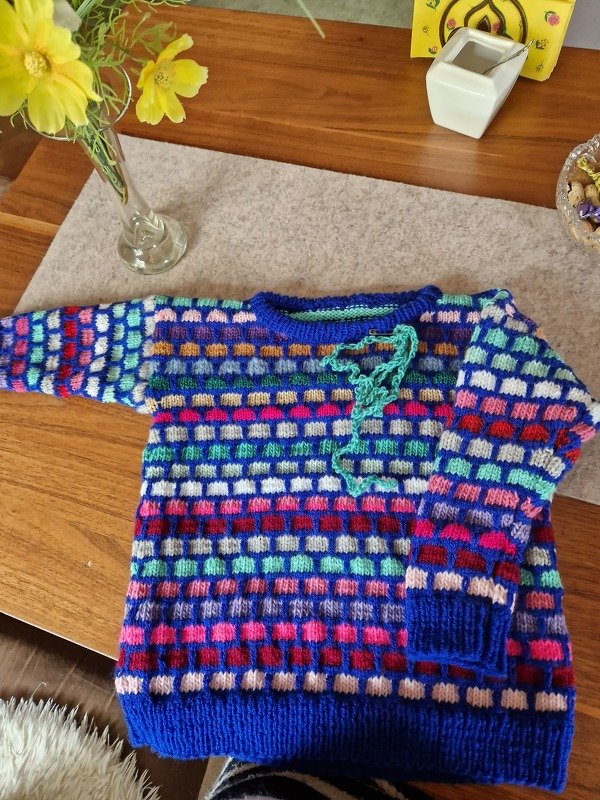 Strickanleitung Kinderpullover "Feinstrumpf Color" 757177