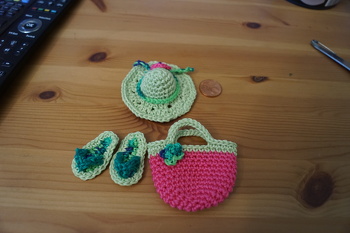 Der Sommer kann kommen!
Danke für die tolle Anleitung.
Kettchen und Ringe muss ich noch dazukaufen