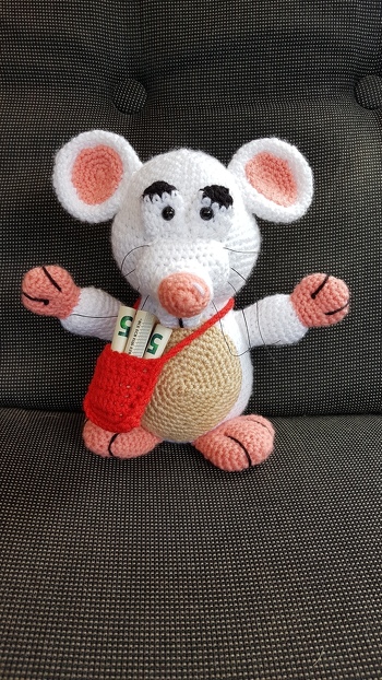 Es gab Zeugnisse und ich durfte Mäuse verteilen, bin dann ganz spontan auch da geblieben:-))