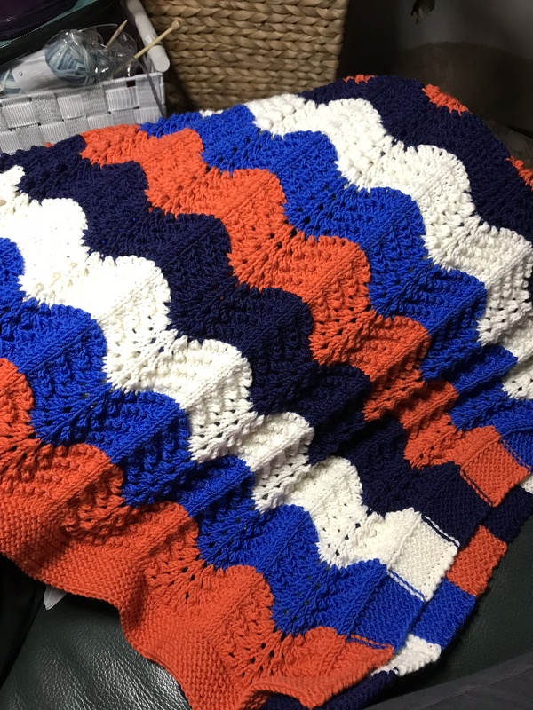 Strickanleitung Babydecke, Plaid, Wellenmuster, Größe ca. 60 x 70 cm, für Anfänger geeignet