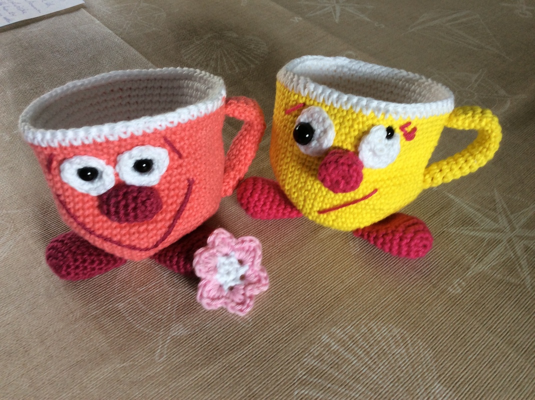 Crochet Pattern - cute cups