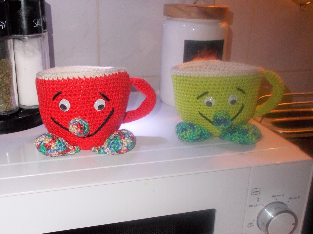 Crochet Pattern - cute cups
