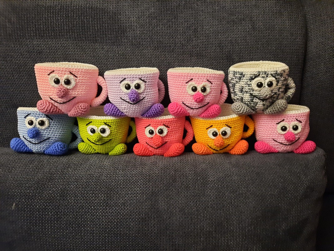 Häkelanleitung für süße Tässchen - Perfekt zum Verschenken