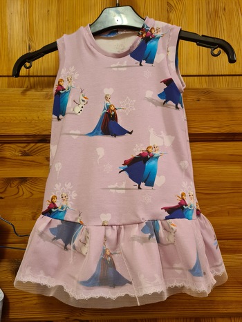 Schöner Schritt,  habe es noch mit Softtüll verziert