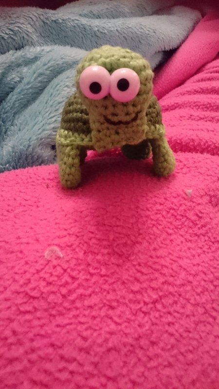 Turtle Keychains, crochet pattern, amigurumi by jennysideenreich