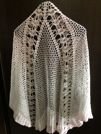 Tuch zum Brautkleid meiner Enkelin