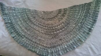 Dieses Tuch gefertigt von Claudia Biener vielen Dank fürs Probe häkeln 