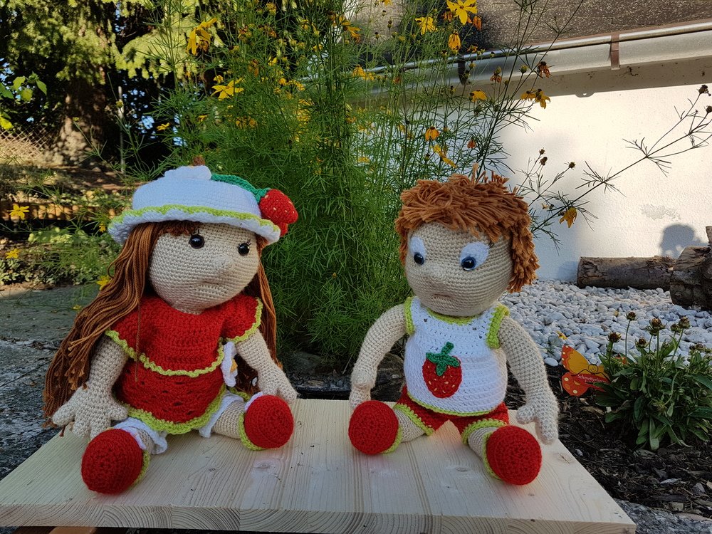 Häkelanleitung Puppenkleidung, Ennie Erdbeere