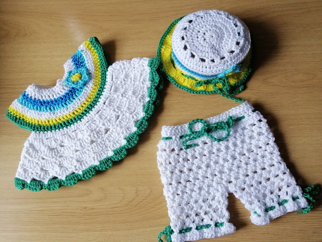 Häkelanleitung Puppenkleidung, Ennie Erdbeere