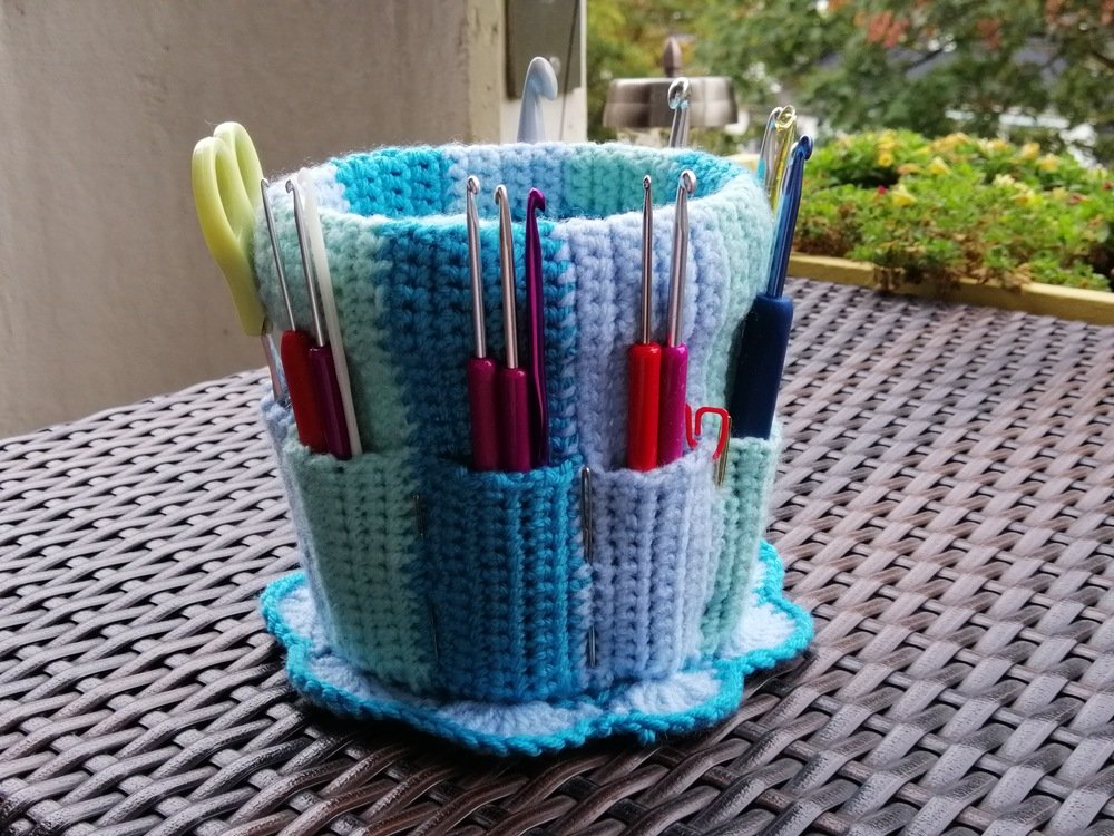 Needle Work / Handicraft Bucket