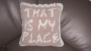 Die Anleitung ist einfach. Habe sie etwas abgeändert. Den Hauptteil habe ich in festen waschen geregelt und den Rand in Stäbchen.