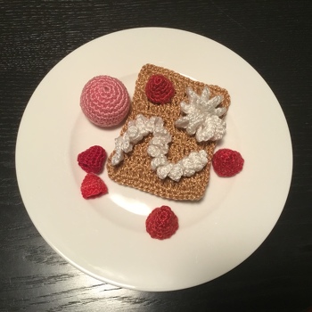 Das Häkeln nach dieser Anleitung hat mir großen Spaß gemacht!
Ich habe mit Perlgarn Nr 3 gehäkelt, das ich von meiner Mutter in Mengen geerbt habe.