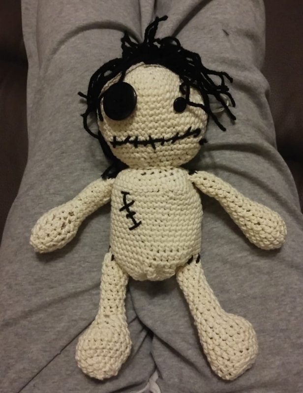 Häkelanleitung: VoodooPuppe 01