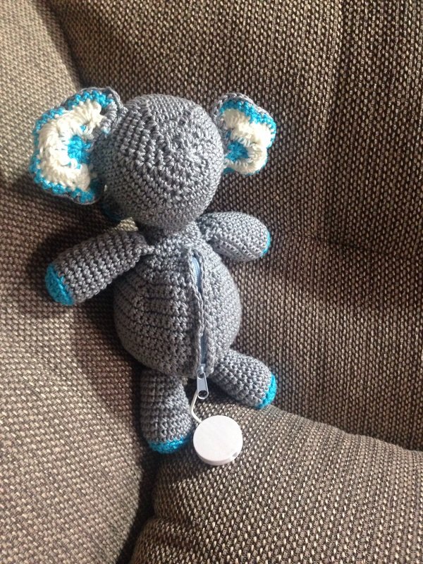 Enzo der kleine Elefant, Häkelanleitung, Dickhäuter, Babykuscheltier, Kuscheltier für Baby´s