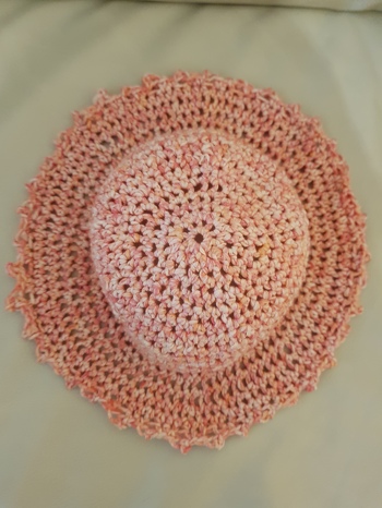 Super Anleitung. Hat wirklich gut geklappt. Ich stricke eigentlich nur.  Dies war mein erstes Häkelwerk.