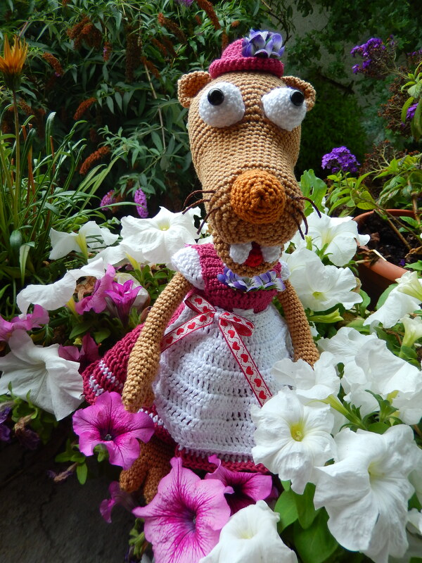 Wiesel Rösli, das bayrische Dirndl, Häkelanleitung