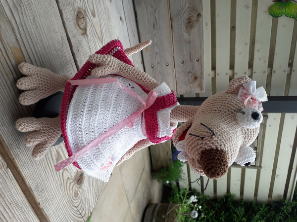 Wiesel Rösli, das bayrische Dirndl, Häkelanleitung