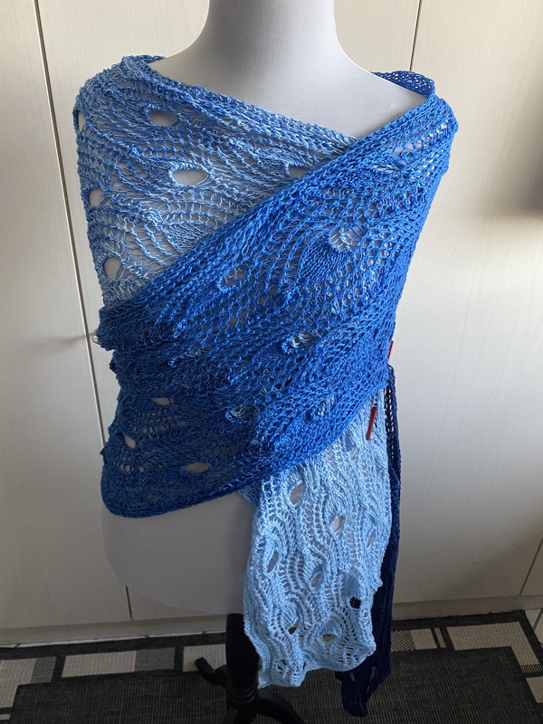 Stola "Perlentaucher" mit 1 Woolly Hugs BOBBEL-COTTON stricken