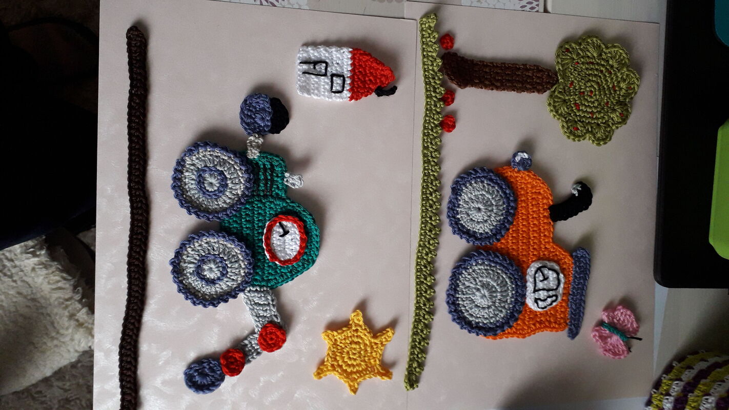 Applikation/Aufnäher "Traktor", Gr. 13 x 12 cm