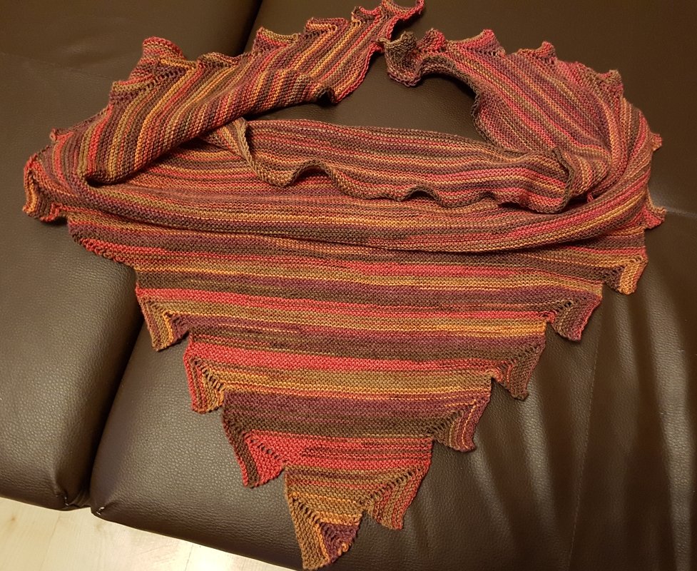 Strickanleitung Dreieckstuch mit Zackenrand