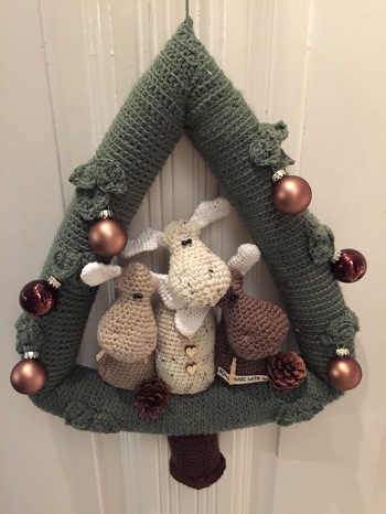 Die Anleitung war super. Ich habe bis auf die Dekoration alles nach Anleitung gemacht.