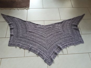 2.000 m LL - 3fädrig, Richtig gut zum Einkuscheln. Ich liebe dieses Tuch. Vielen Dank für die tolle Anleitung