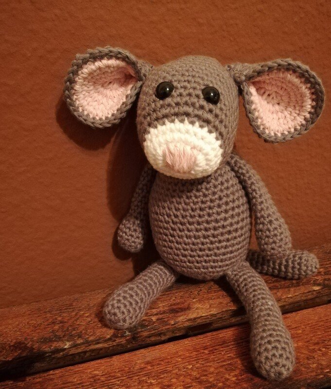 Häkelanleitung Kuschelschnuffelbande Maus
