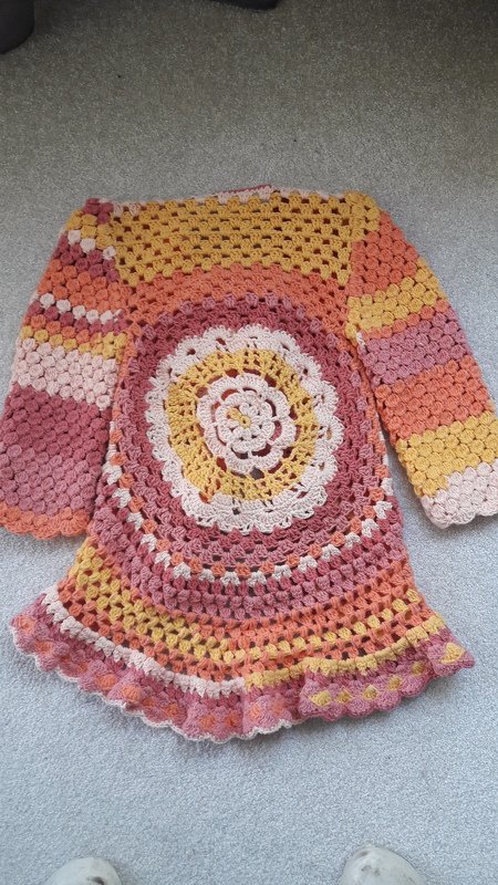 Häkelanleitung Kreisjacke Lotta in Größe 86/92 bis 158/164