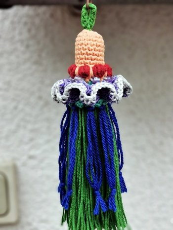 So eine schöne Anleitung, auch eine Frage wurde sofort nett beantwortet . Ich mag meine Quaste ♥