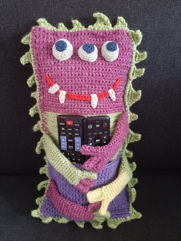 Häkelanleitung Monsterkissen