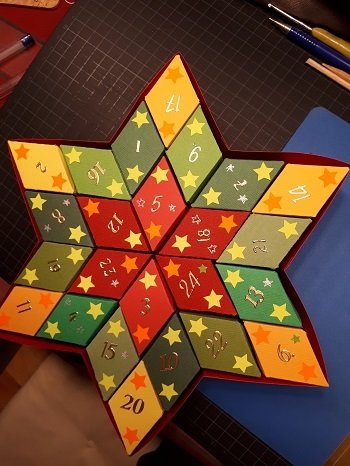 Adventskalender – Stern – Bastelvorlagen mit Anleitung