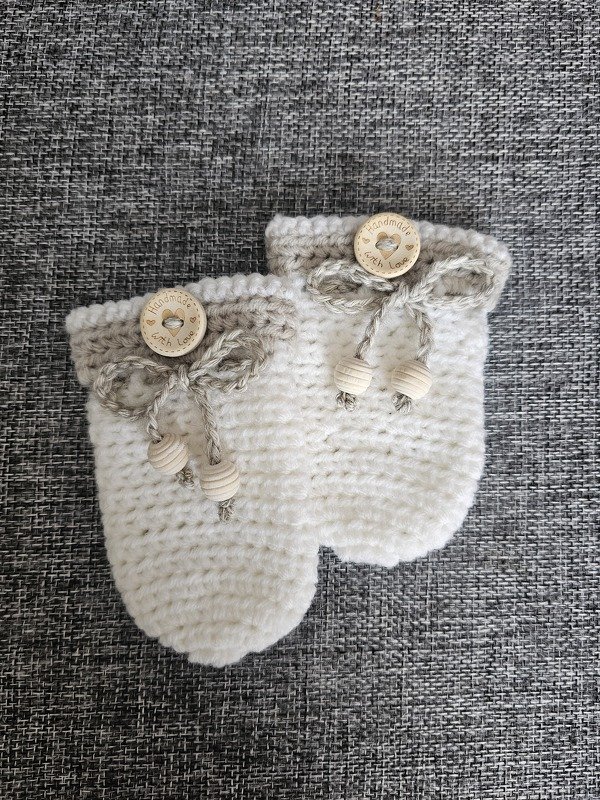 Häkelanleitung: Baby Fäustlinge häkeln (0 - 1 Jahre)