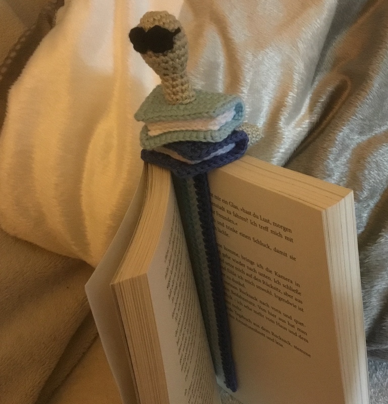 Häkelanleitung Lesezeichen &quot;Bücherwurm&quot;