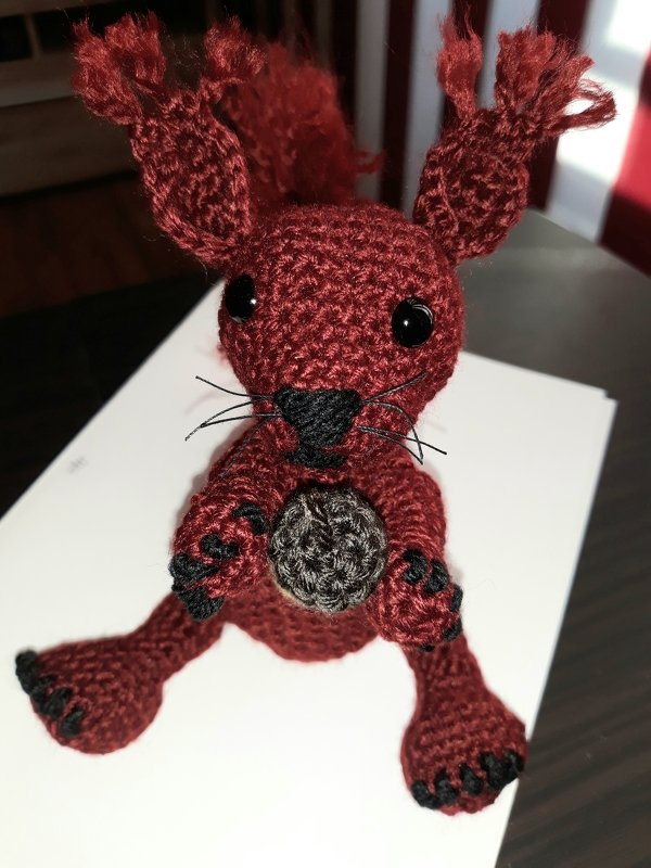 Häkelanleitung Eichhörnchen Kiki