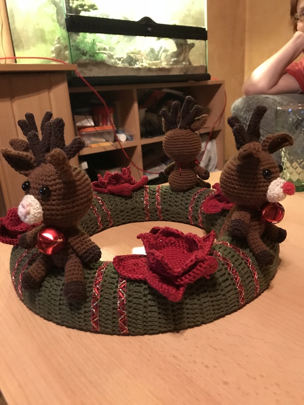 Häkelanleitung Adventkranz  kleine Elche