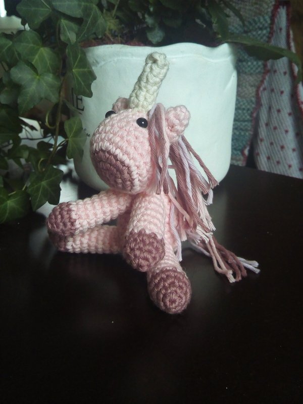 Kleines Einhorn "Epona" Häkelanleitung