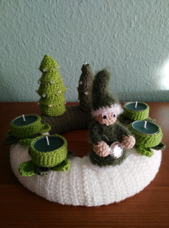 Häkelanleitung Adventskranz Waldwichtel