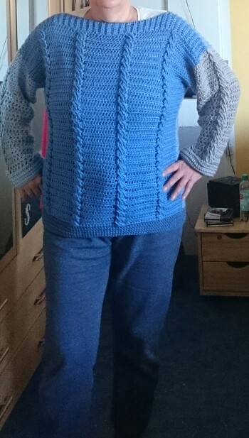 Meine Wollreste finden den Pullover toll! 👍🏻 😁