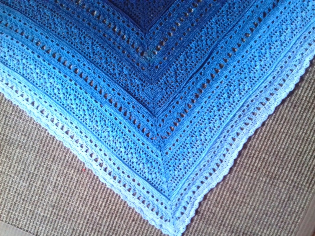 Häkelanleitung Tuch Infinito