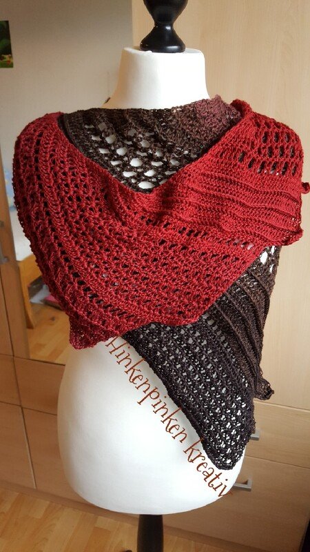 Crochet pattern Feeniks shawl