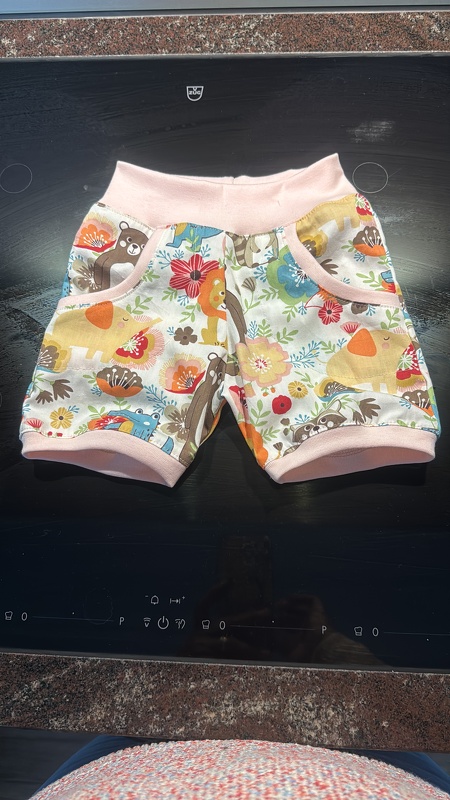 Kurze Kinderhose Größe 74-152, Schnittmuster &amp; Nähanleitung
