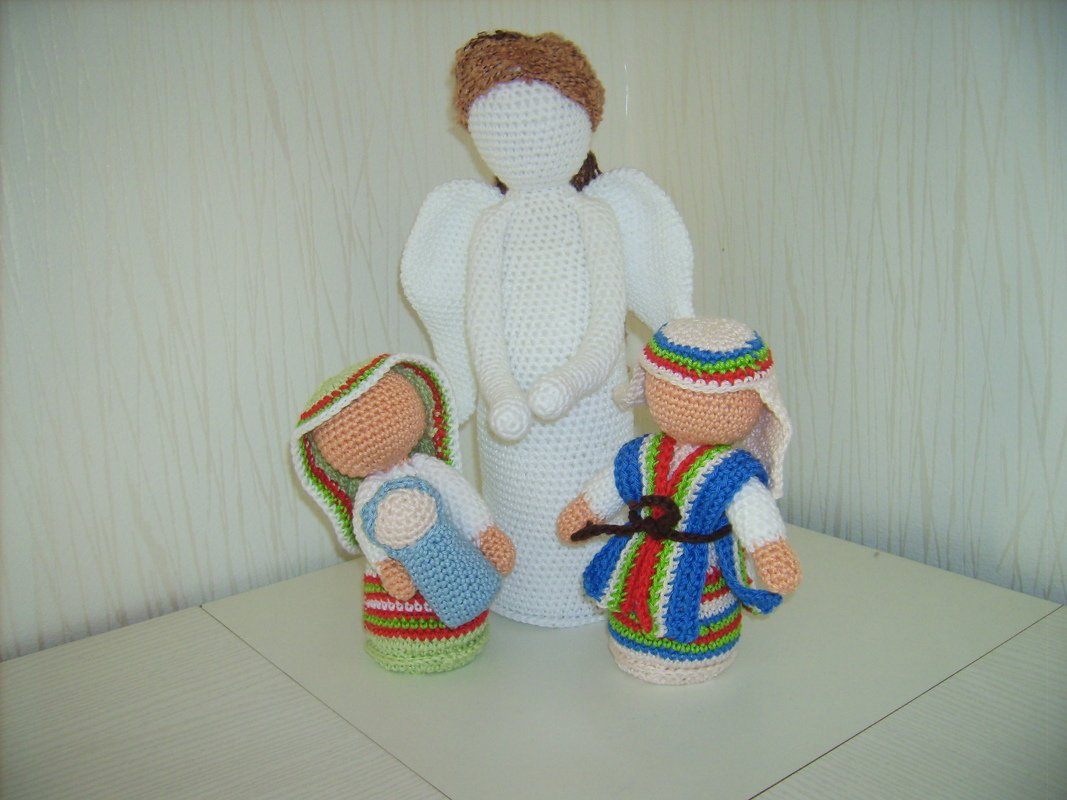 Häkelanleitung für Gabis großes Engelchen, ca. 30 cm groß