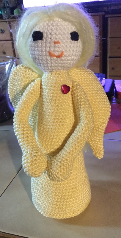 Häkelanleitung für Gabis großes Engelchen, ca. 30 cm groß