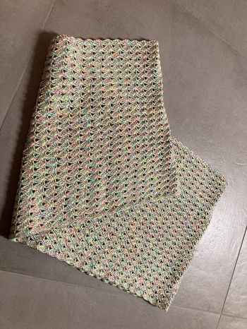 Ein schöner Loop ist daraus geworden. Habe zwei 5fädige Bobbel verwendet.