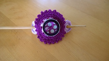 Diese tolle Anleitung hat mich inspiriert die Haarspange mit meinen Kreationen von upcycling Kaffeekapseln zu verbinden. Danke Anleitung war sehr gut und einfach.
LG Rosi