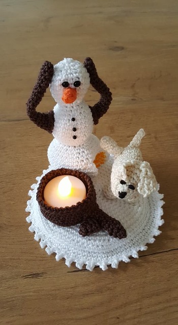 wenn ich das gewusst hätte, jetzt möchten natürlich alle meine Freundinnen mit Hund so einen Teelichthalter hahaha