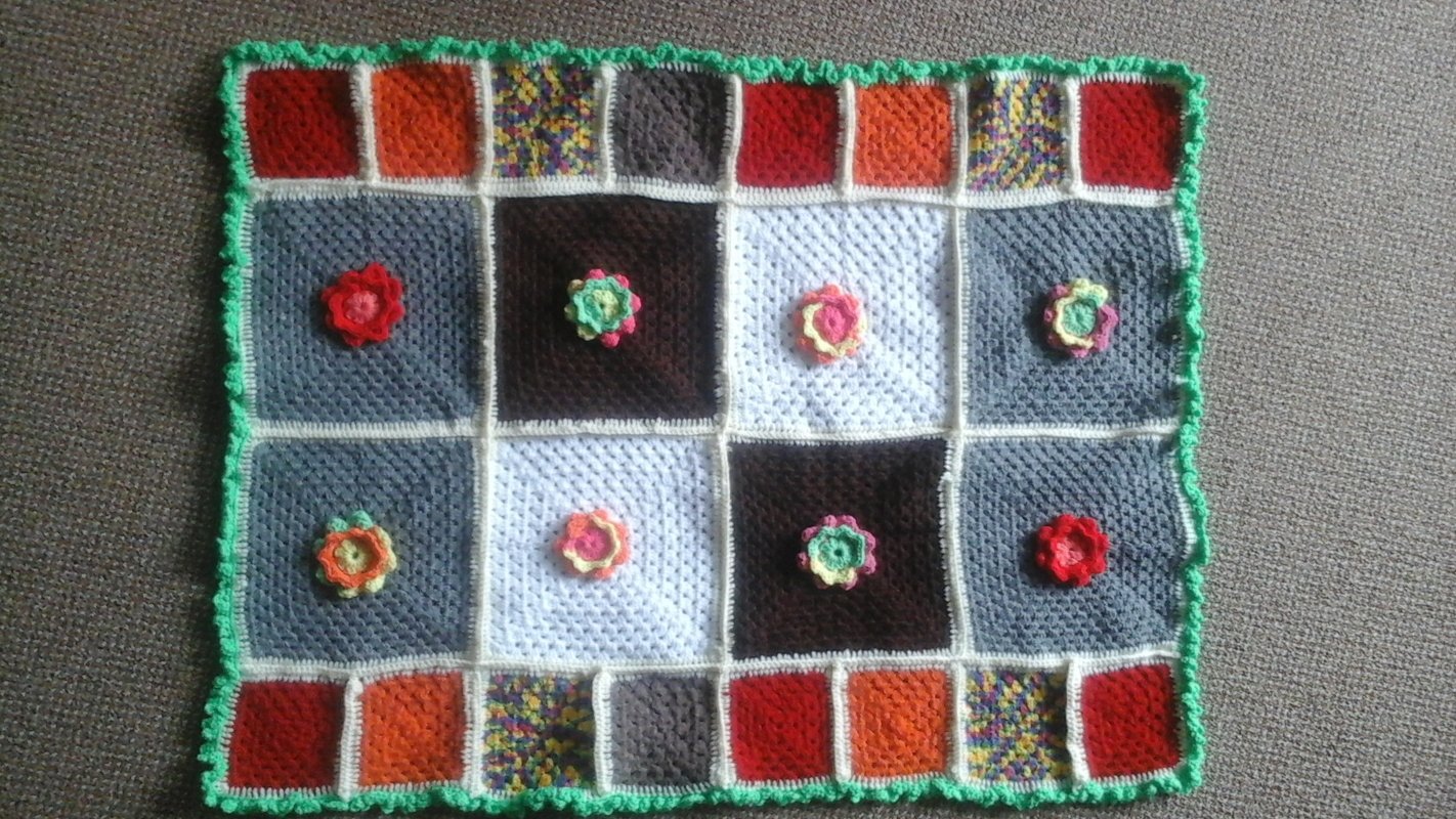 Häkelanleitung für Blüten und Blätter, Häkelblumen | kostenlos