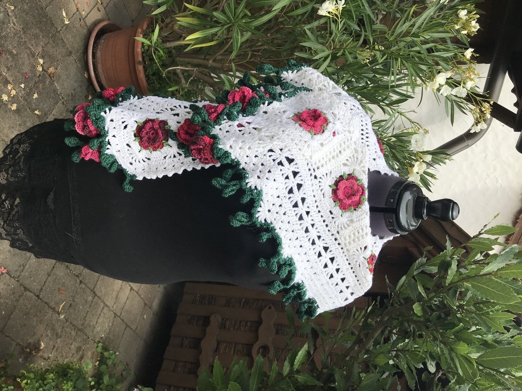 Perles Tuch “Rosenregen“