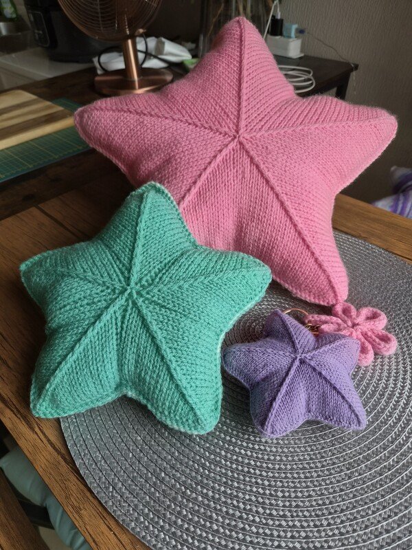 Sternkissen - schnell und einfach gestrickt - 3 Größen - leicht anzupassen