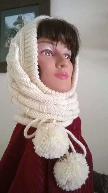 Schalmuetze, habe schon 2 gestrickt. Tolle, einfache Anleitung, schoen warm. Bekomme viele Komplimente.